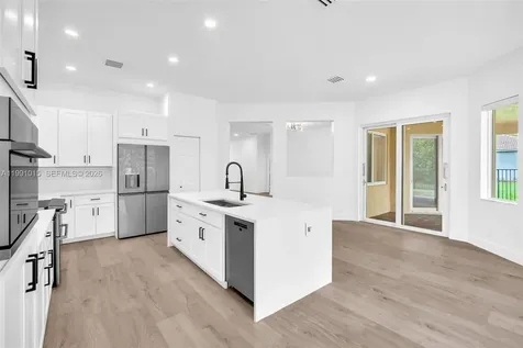 19381 Stonebrook Street Weston FL 33332