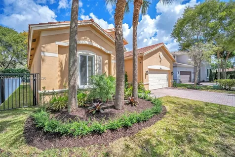 19381 Stonebrook Street Weston FL 33332