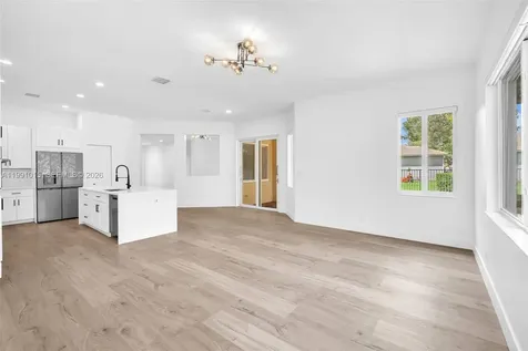 19381 Stonebrook Street Weston FL 33332