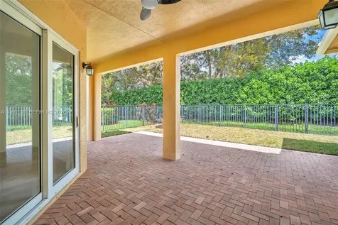 19381 Stonebrook Street Weston FL 33332