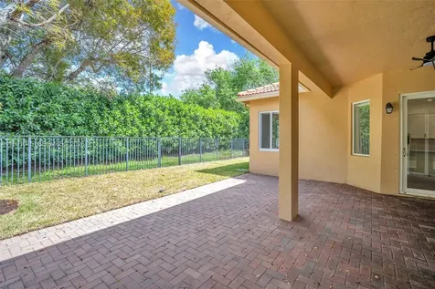 19381 Stonebrook Street Weston FL 33332