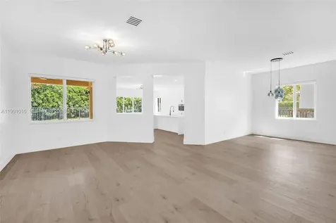 19381 Stonebrook Street Weston FL 33332
