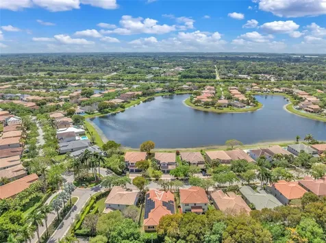 19381 Stonebrook Street Weston FL 33332