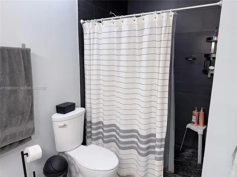 7809 NW 114th Path Doral FL 33178