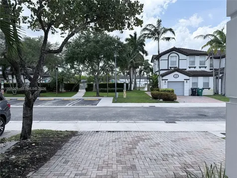 7809 NW 114th Path Doral FL 33178