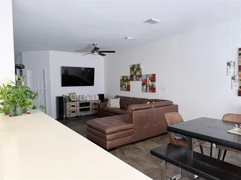 7809 NW 114th Path Doral FL 33178