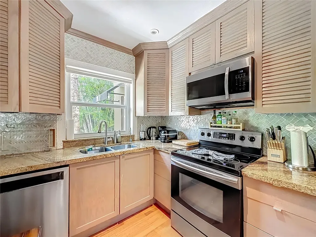 1419 NE 4th Court Fort Lauderdale FL 33301