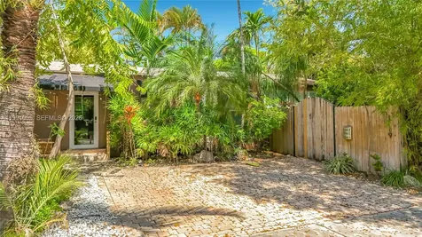 1419 NE 4th Court Fort Lauderdale FL 33301