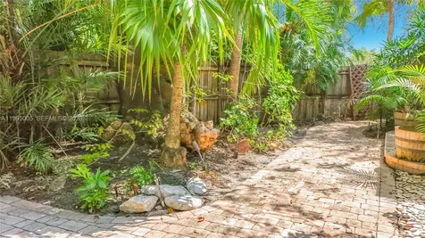 1419 NE 4th Court Fort Lauderdale FL 33301