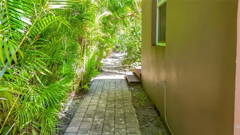 1419 NE 4th Court Fort Lauderdale FL 33301