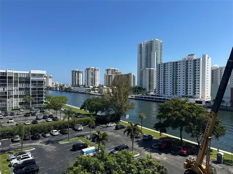 600 Parkview Drive Hallandale Beach FL 33009