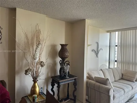 600 Parkview Drive Hallandale Beach FL 33009