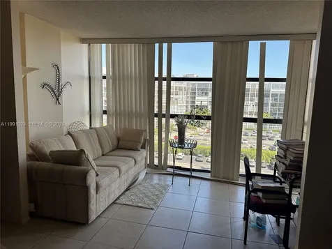 600 Parkview Drive Hallandale Beach FL 33009