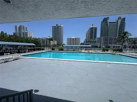600 Parkview Drive Hallandale Beach FL 33009