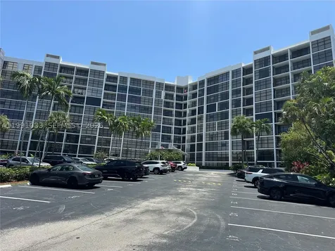 600 Parkview Drive Hallandale Beach FL 33009