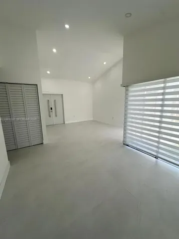 20926 SW 124th Avenue Road Miami FL 33177