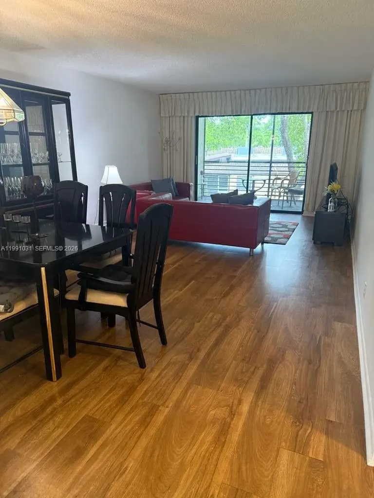 2 Briarwood Circle Hollywood FL 33024
