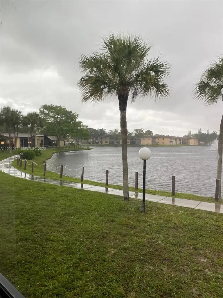 2 Briarwood Circle Hollywood FL 33024