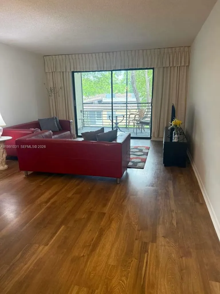 2 Briarwood Circle Hollywood FL 33024