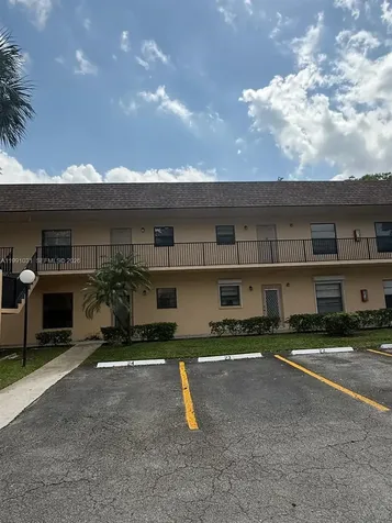 2 Briarwood Circle Hollywood FL 33024