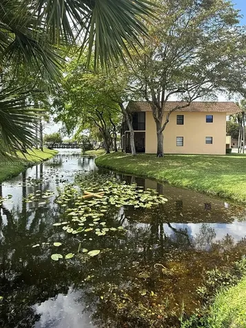 2 Briarwood Circle Hollywood FL 33024