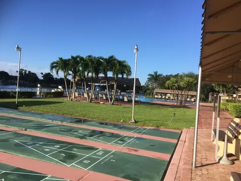 2 Briarwood Circle Hollywood FL 33024