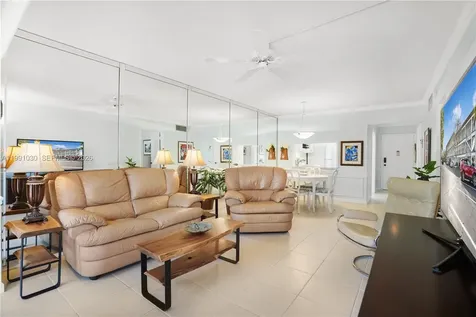 1501 S Ocean Boulevard Lauderdale By The Sea FL 33062