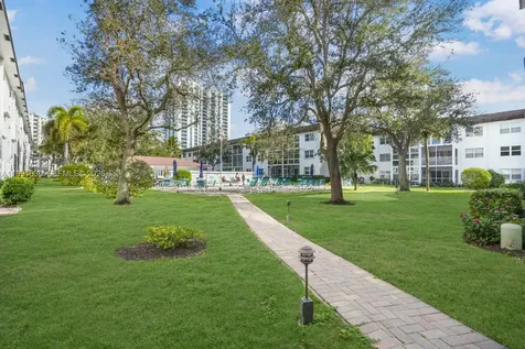 1501 S Ocean Boulevard Lauderdale By The Sea FL 33062