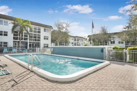 1501 S Ocean Boulevard Lauderdale By The Sea FL 33062