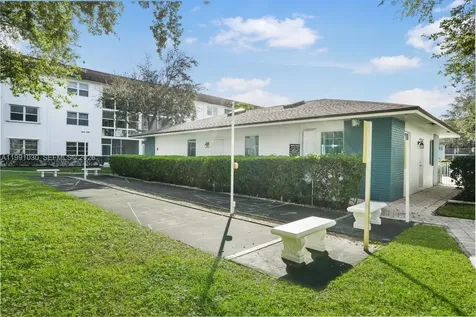 1501 S Ocean Boulevard Lauderdale By The Sea FL 33062