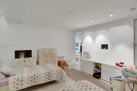 3535 Hiawatha Avenue Miami FL 33133