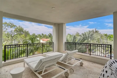 3535 Hiawatha Avenue Miami FL 33133