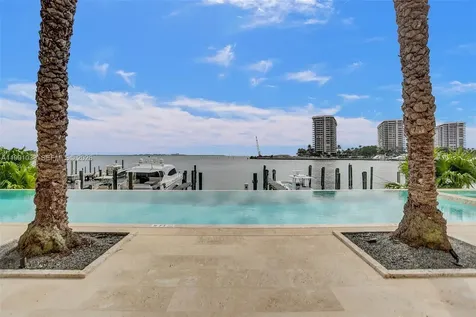 3535 Hiawatha Avenue Miami FL 33133