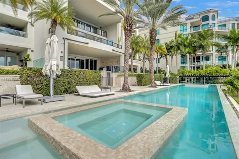 3535 Hiawatha Avenue Miami FL 33133