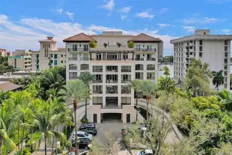 3535 Hiawatha Avenue Miami FL 33133