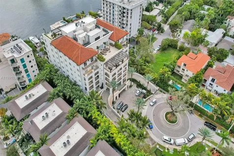 3535 Hiawatha Avenue Miami FL 33133