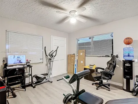 627 Washington Avenue Lake Wales FL 33853