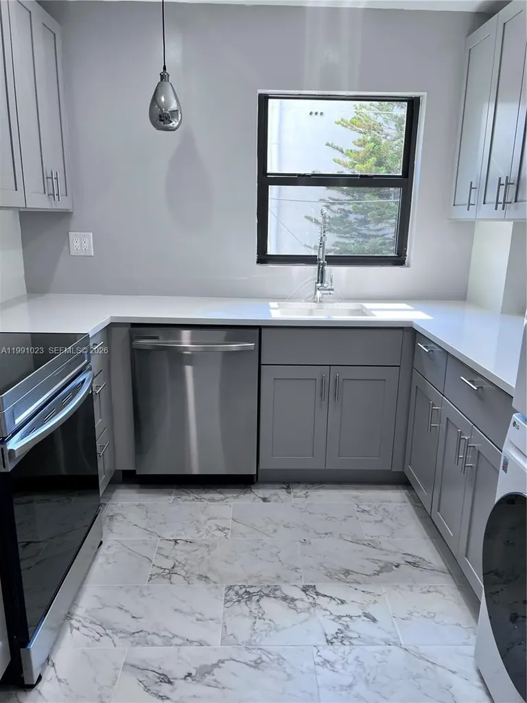 1617 Jefferson Avenue Miami Beach FL 33139