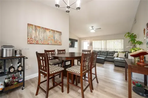 401 NW 83rd Way Pembroke Pines FL 33024