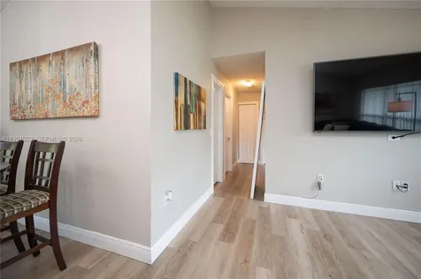 401 NW 83rd Way Pembroke Pines FL 33024
