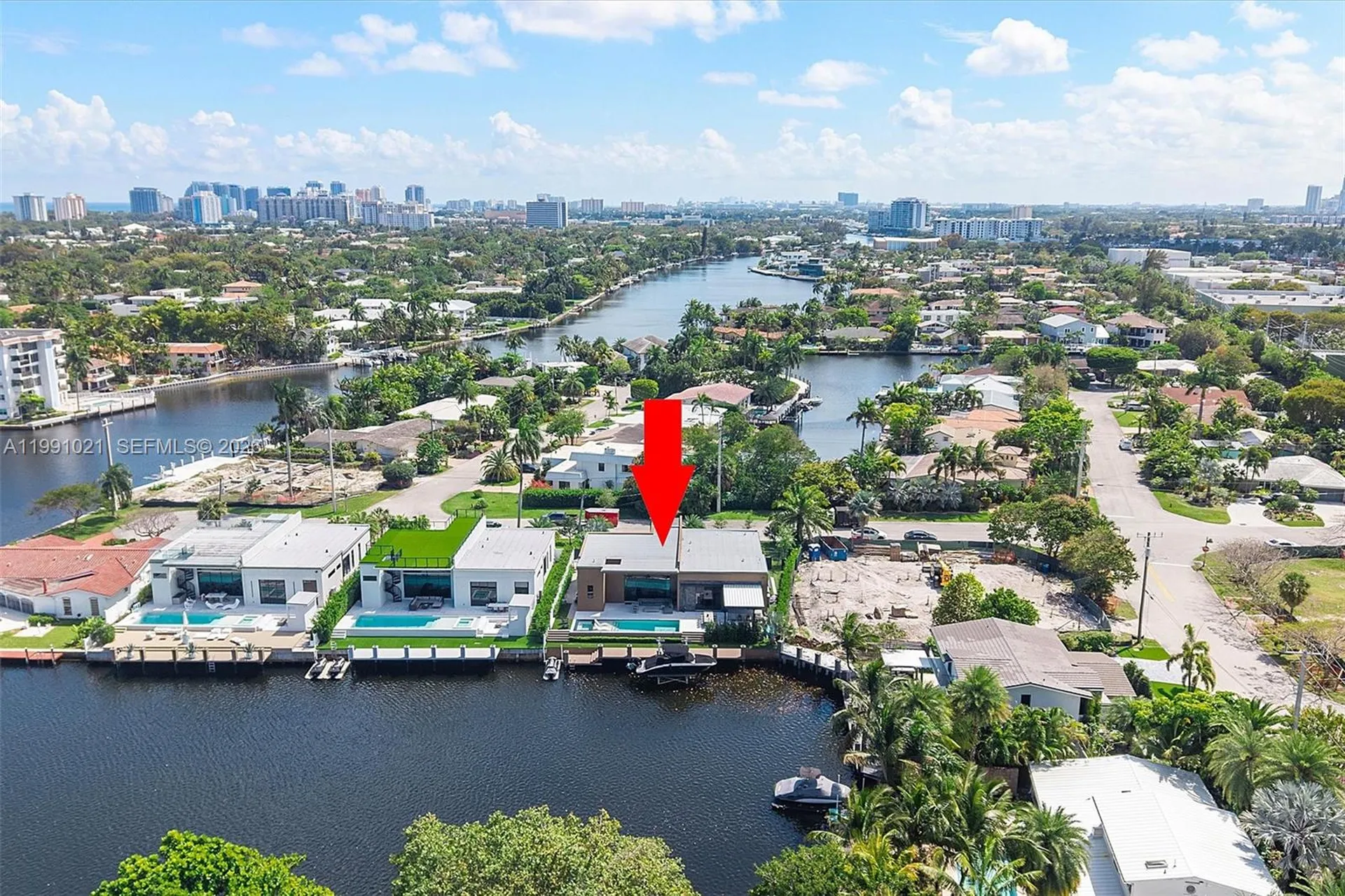 2215 NE 19th Street Fort Lauderdale FL 33305