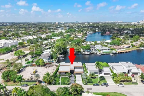 2215 NE 19th Street Fort Lauderdale FL 33305