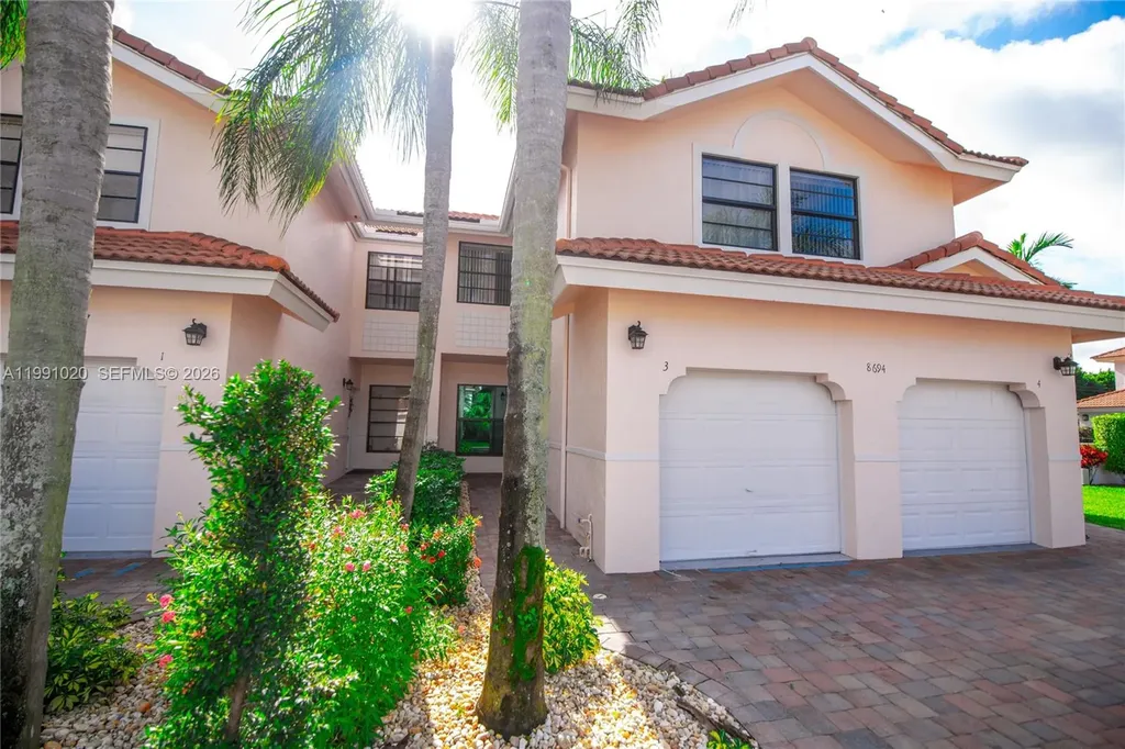 8694 Via Reale Boca Raton FL 33496