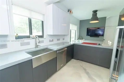 8694 Via Reale Boca Raton FL 33496