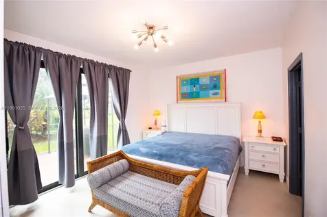 8694 Via Reale Boca Raton FL 33496