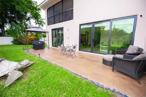 8694 Via Reale Boca Raton FL 33496