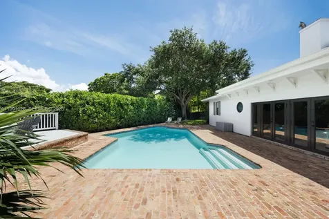 8521 SW 145th Street Palmetto Bay FL 33158