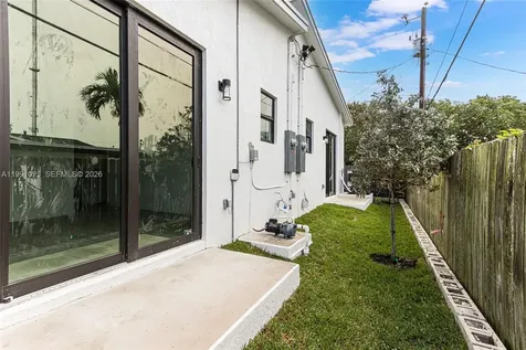 6140 SW 39th Street Miramar FL 33023