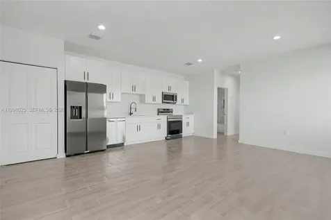6140 SW 39th Street Miramar FL 33023