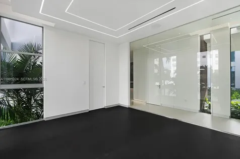 501 Palm Drive Hallandale Beach FL 33009
